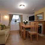 Duke's House, - Stunning Large - Town Centre On Your Doorstep - 5 Bedrooms & Sun Trap Garden - District * Penrith