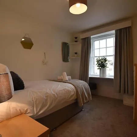 Holiday home Duke's House, - Stunning Large - Town Centre On Your Doorstep - 5 Bedrooms & Sun Trap Garden - District Penrith